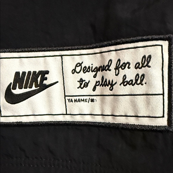 Nike Men's Black and White Casual Shirt - Picture 2 of 5